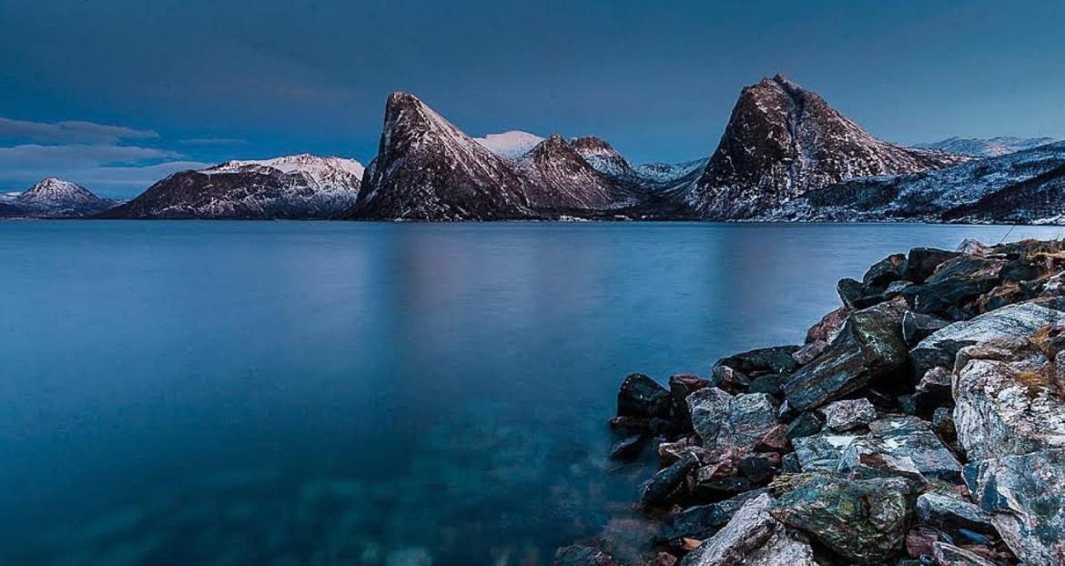 Senja Living Aparthotel Stonglandseidet Exterior photo